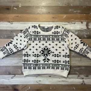 Barefoot Dreams Cozychic Fair Isle Snowflake motif Pullover Sweater Cream Black